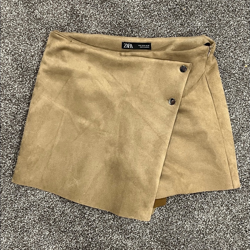 Zara Button Slide Skort